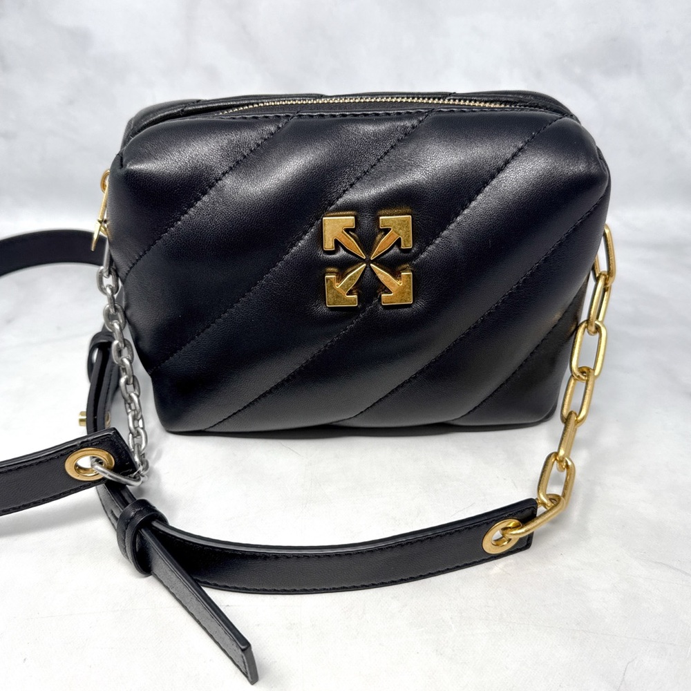OFF-WHITE Jackhammer Quilted Leather Chain Strap Crossbody Purse Camera Bag